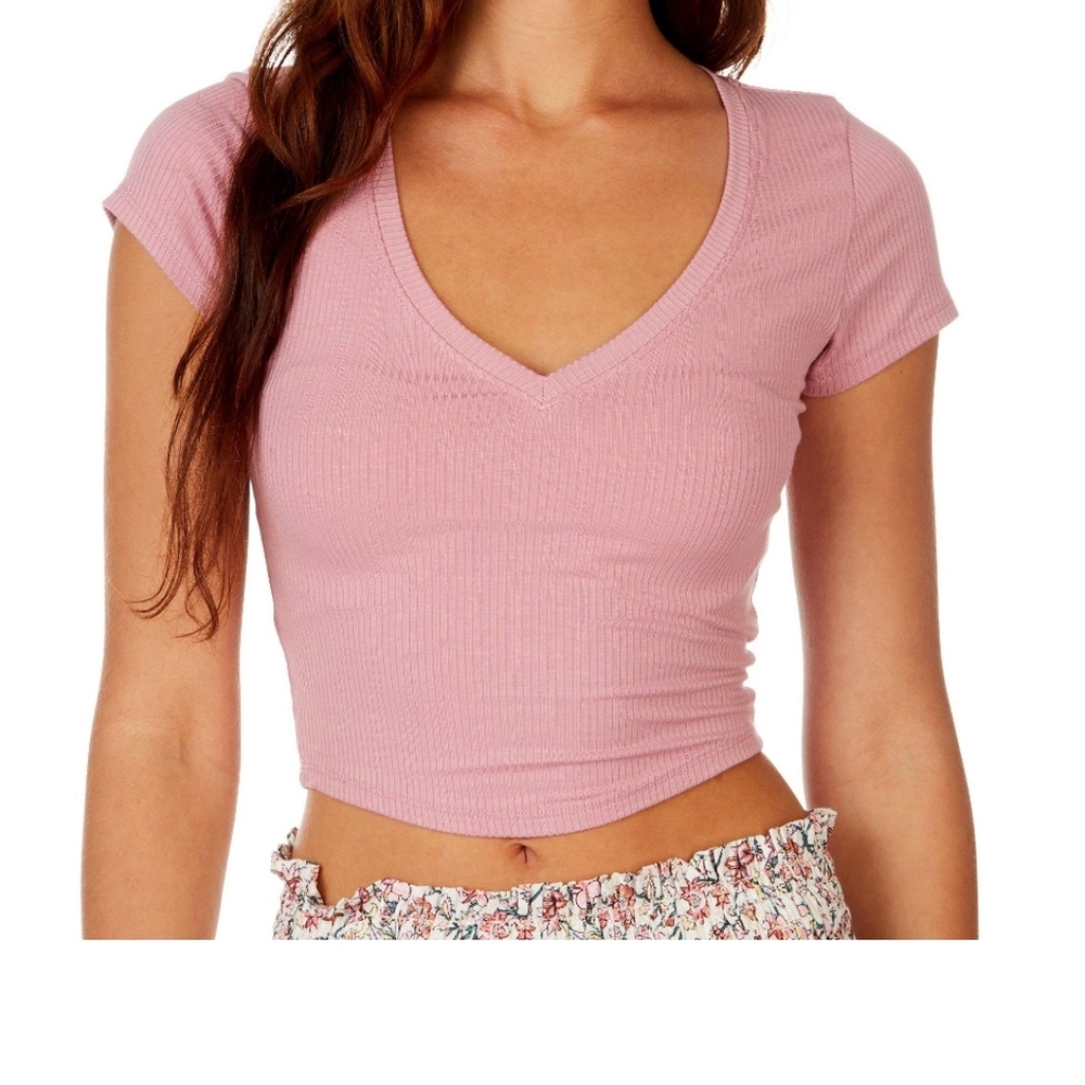 5/$25💥- Bozzolo Pink V-neck Cropped Blouse Small
